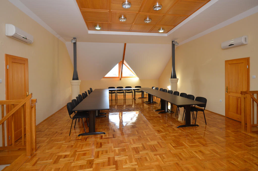 Art Garni Hotel Kanjiža Εξωτερικό φωτογραφία