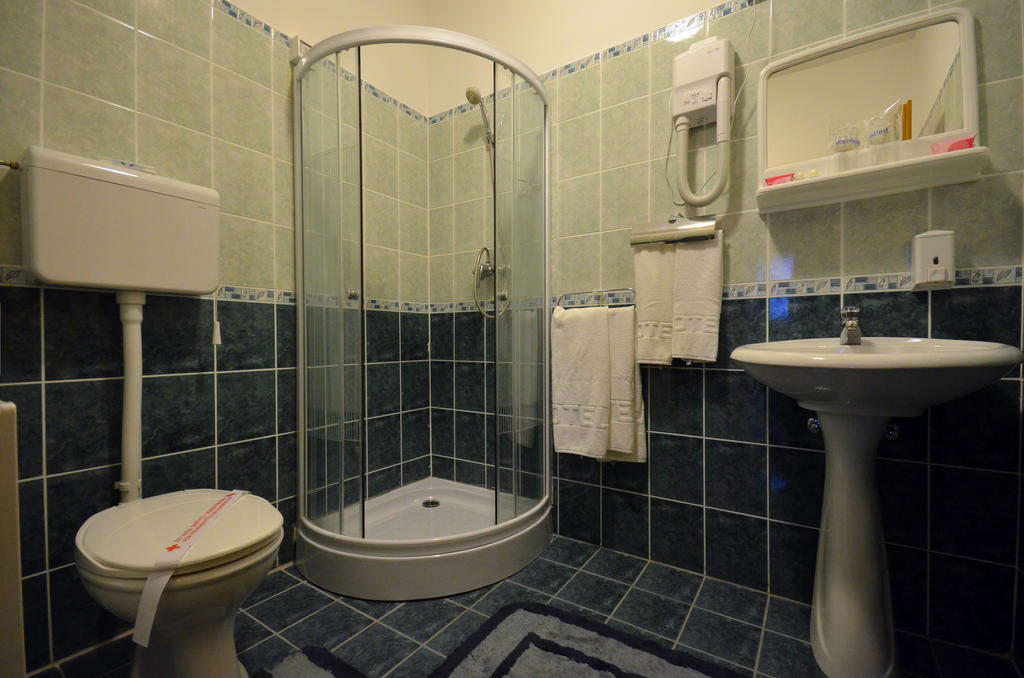 Art Garni Hotel Kanjiža Δωμάτιο φωτογραφία
